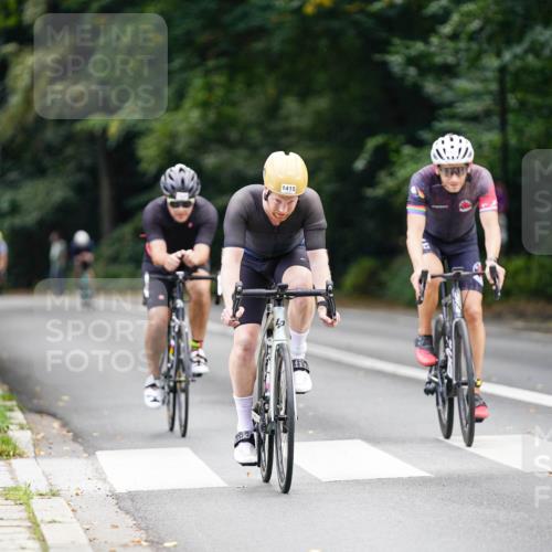 14.09.2025 - Stadtparktriathlon Michael Burmester http://msf.ph/oto/8915728 14.09.2025 13:03:18 Radfahren 1384, 1400, 1415, 1499 meine-sportfotos.de