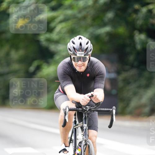 14.09.2025 - Stadtparktriathlon Michael Burmester http://msf.ph/oto/8915733 14.09.2025 13:03:20 Radfahren 1397, 1400, 1415, 1499, 1510 meine-sportfotos.de