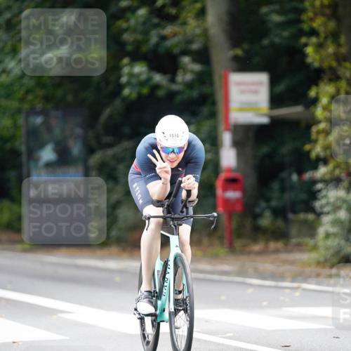 14.09.2025 - Stadtparktriathlon Michael Burmester http://msf.ph/oto/8915738 14.09.2025 13:03:26 Radfahren 1376, 1397, 1400, 1473, 1499, 1510 meine-sportfotos.de