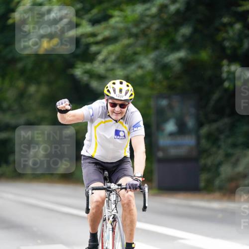 14.09.2025 - Stadtparktriathlon Michael Burmester http://msf.ph/oto/8915742 14.09.2025 13:03:27 Radfahren 1376, 1397, 1473, 1510 meine-sportfotos.de