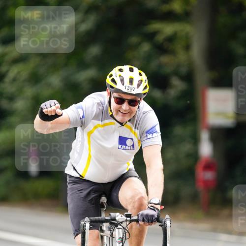 14.09.2025 - Stadtparktriathlon Michael Burmester http://msf.ph/oto/8915744 14.09.2025 13:03:28 Radfahren 1376, 1397, 1473, 1510 meine-sportfotos.de