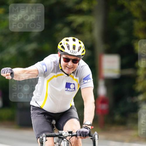 14.09.2025 - Stadtparktriathlon Michael Burmester http://msf.ph/oto/8915745 14.09.2025 13:03:28 Radfahren 1376, 1397, 1473, 1510 meine-sportfotos.de
