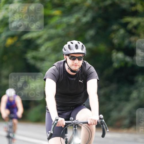 14.09.2025 - Stadtparktriathlon Michael Burmester http://msf.ph/oto/8915764 14.09.2025 13:03:38 Radfahren 1324, 1350, 1357, 1385, 1465, 1473 meine-sportfotos.de