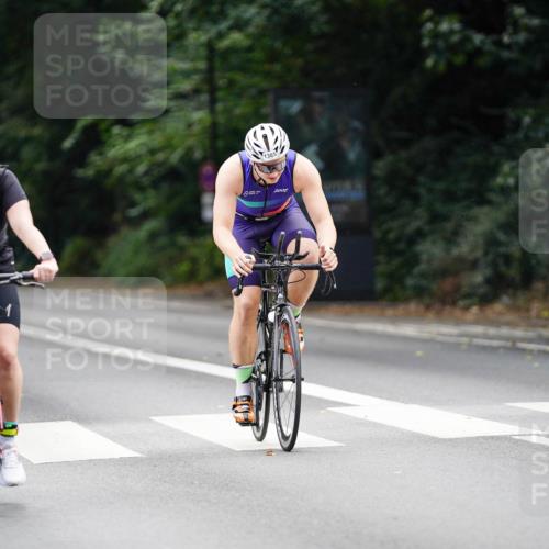 14.09.2025 - Stadtparktriathlon Michael Burmester http://msf.ph/oto/8915767 14.09.2025 13:03:39 Radfahren 1324, 1326, 1350, 1357, 1385, 1465, 1473 meine-sportfotos.de