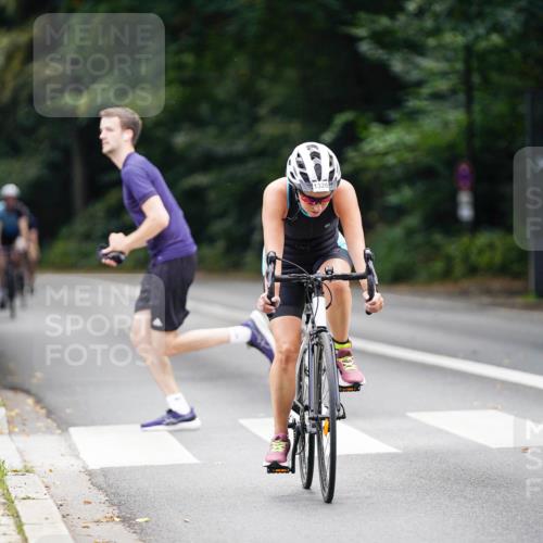 14.09.2025 - Stadtparktriathlon Michael Burmester http://msf.ph/oto/8915778 14.09.2025 13:03:45 Radfahren 1326, 1357, 1374, 1385, 1389, 1465 meine-sportfotos.de