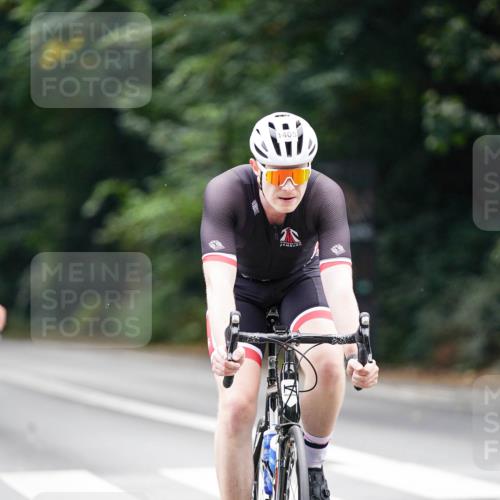 14.09.2025 - Stadtparktriathlon Michael Burmester http://msf.ph/oto/8915797 14.09.2025 13:04:14 Radfahren 1361, 1405, 1490 meine-sportfotos.de