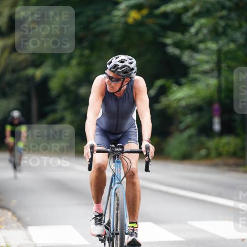 14.09.2025 - Stadtparktriathlon Michael Burmester http://msf.ph/oto/8915798 14.09.2025 13:04:15 Radfahren 1361, 1405, 1490 meine-sportfotos.de