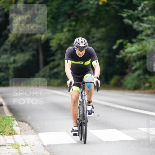 14.09.2025 - Stadtparktriathlon Michael Burmester http://msf.ph/oto/8915803 14.09.2025 13:04:18 Radfahren 1361, 1405, 1490 meine-sportfotos.de