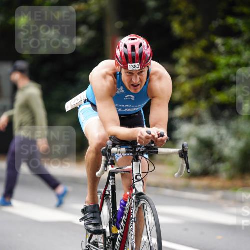 14.09.2025 - Stadtparktriathlon Michael Burmester http://msf.ph/oto/8915813 14.09.2025 13:05:55 Radfahren 1327, 1332, 1383, 1513 meine-sportfotos.de