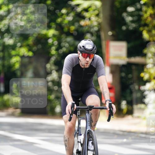 14.09.2025 - Stadtparktriathlon Michael Burmester http://msf.ph/oto/8915815 14.09.2025 13:06:16 Radfahren 1328, 1336, 1345, 1359, 1392, 1484 meine-sportfotos.de