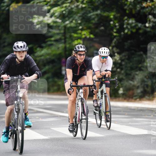 14.09.2025 - Stadtparktriathlon Michael Burmester http://msf.ph/oto/8915830 14.09.2025 13:06:32 Radfahren 1371, 1381, 1391, 1396, 1413, 1452 meine-sportfotos.de