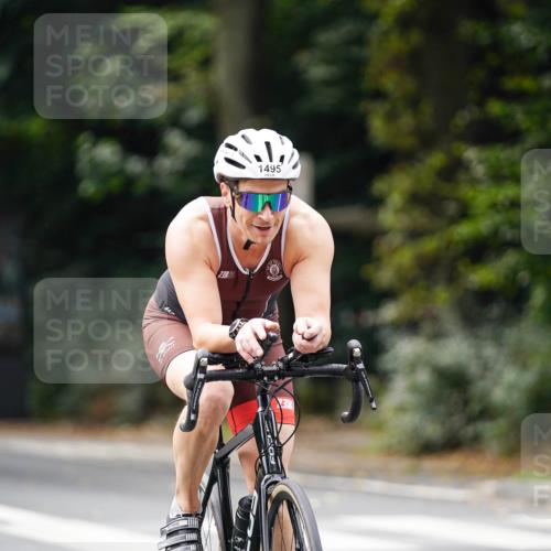 14.09.2025 - Stadtparktriathlon Michael Burmester http://msf.ph/oto/8915837 14.09.2025 13:06:42 Radfahren 1396, 1442, 1495 meine-sportfotos.de