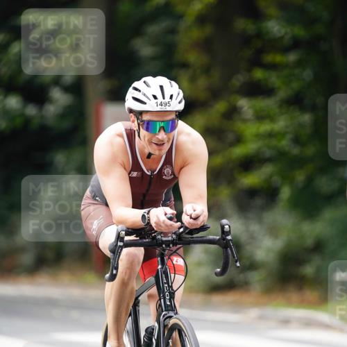 14.09.2025 - Stadtparktriathlon Michael Burmester http://msf.ph/oto/8915838 14.09.2025 13:06:42 Radfahren 1396, 1442, 1495 meine-sportfotos.de