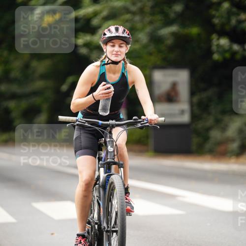 14.09.2025 - Stadtparktriathlon Michael Burmester http://msf.ph/oto/8915840 14.09.2025 13:06:46 Radfahren 1396, 1442, 1446, 1495 meine-sportfotos.de