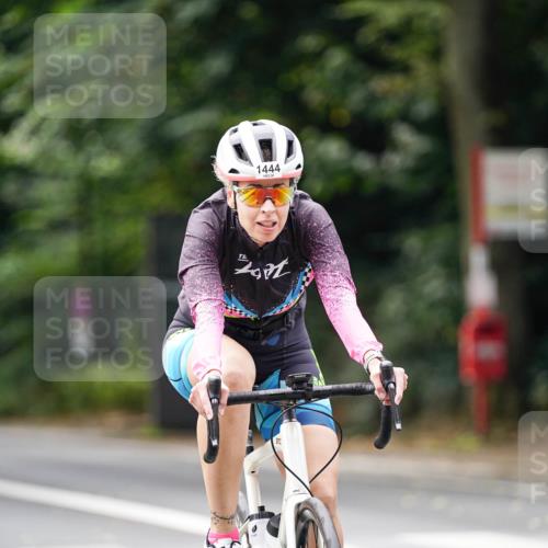 14.09.2025 - Stadtparktriathlon Michael Burmester http://msf.ph/oto/8915845 14.09.2025 13:07:02 Radfahren 1430, 1444 meine-sportfotos.de