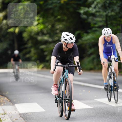 14.09.2025 - Stadtparktriathlon Michael Burmester http://msf.ph/oto/8915849 14.09.2025 13:07:09 Radfahren 1340, 1404, 1430, 1459 meine-sportfotos.de