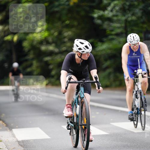 14.09.2025 - Stadtparktriathlon Michael Burmester http://msf.ph/oto/8915850 14.09.2025 13:07:09 Radfahren 1340, 1404, 1430, 1459 meine-sportfotos.de