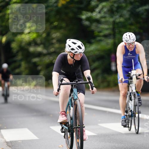 14.09.2025 - Stadtparktriathlon Michael Burmester http://msf.ph/oto/8915851 14.09.2025 13:07:09 Radfahren 1340, 1404, 1430, 1459 meine-sportfotos.de