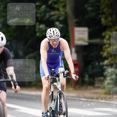 14.09.2025 - Stadtparktriathlon Michael Burmester http://msf.ph/oto/8915853 14.09.2025 13:07:10 Radfahren 1340, 1404, 1430, 1459 meine-sportfotos.de