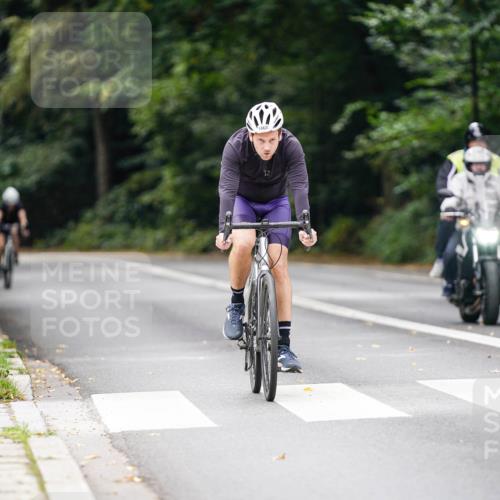 14.09.2025 - Stadtparktriathlon Michael Burmester http://msf.ph/oto/8915861 14.09.2025 13:07:28 Radfahren 1443, 1451, 1468 meine-sportfotos.de