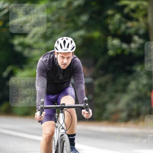 14.09.2025 - Stadtparktriathlon Michael Burmester http://msf.ph/oto/8915862 14.09.2025 13:07:29 Radfahren 1443, 1451, 1468 meine-sportfotos.de