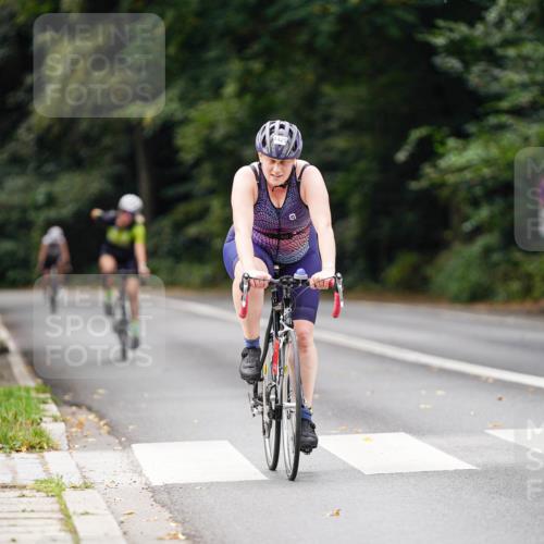 14.09.2025 - Stadtparktriathlon Michael Burmester http://msf.ph/oto/8915869 14.09.2025 13:07:40 Radfahren 1377, 1425, 1443, 1456 meine-sportfotos.de