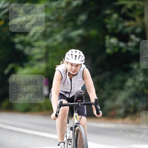 14.09.2025 - Stadtparktriathlon Michael Burmester http://msf.ph/oto/8915875 14.09.2025 13:07:50 Radfahren 1334, 1456, 1471, 1504 meine-sportfotos.de