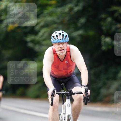 14.09.2025 - Stadtparktriathlon Michael Burmester http://msf.ph/oto/8915878 14.09.2025 13:07:53 Radfahren 1334, 1471, 1504 meine-sportfotos.de