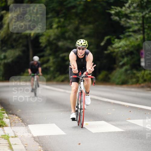 14.09.2025 - Stadtparktriathlon Michael Burmester http://msf.ph/oto/8915886 14.09.2025 13:08:14 Radfahren 1322, 1469 meine-sportfotos.de