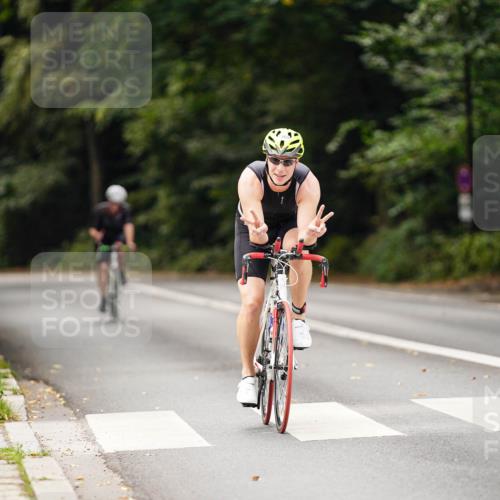 14.09.2025 - Stadtparktriathlon Michael Burmester http://msf.ph/oto/8915887 14.09.2025 13:08:14 Radfahren 1322, 1469 meine-sportfotos.de