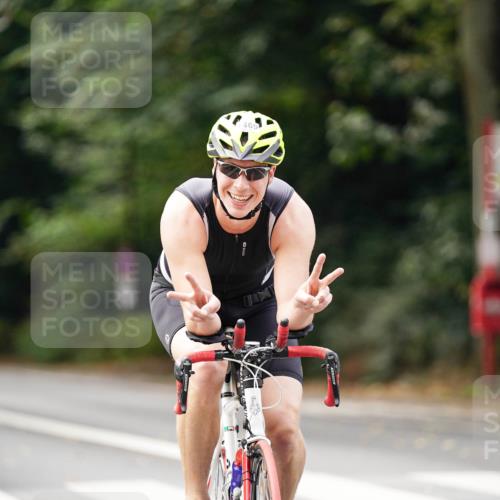 14.09.2025 - Stadtparktriathlon Michael Burmester http://msf.ph/oto/8915892 14.09.2025 13:08:15 Radfahren 1322, 1469 meine-sportfotos.de