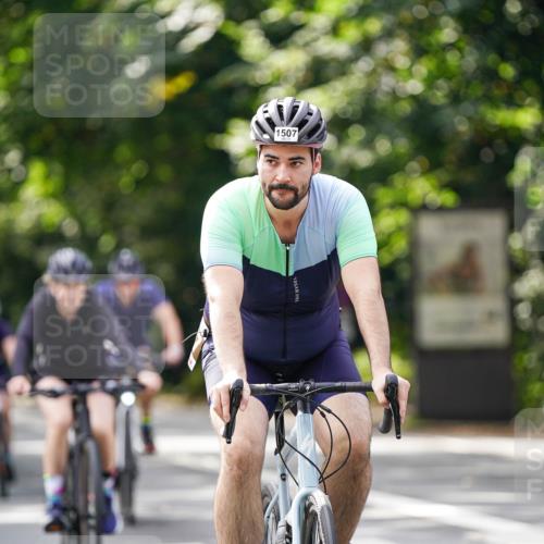 14.09.2025 - Stadtparktriathlon Michael Burmester http://msf.ph/oto/8915894 14.09.2025 13:09:05 Radfahren 1325, 1329, 1427, 1460, 1462, 1507, 1517 meine-sportfotos.de