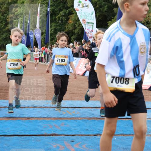 14.09.2025 - Airport Race Strokosch-Dieckow http://msf.ph/oto/8915935 14.09.2025 11:20:30 Ziel 7183, 7161, 7008 meine-sportfotos.de
