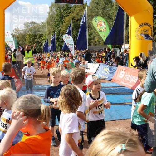 14.09.2025 - Airport Race Strokosch-Dieckow http://msf.ph/oto/8915995 14.09.2025 11:21:08 Ziel 1536, 7023, 7061 meine-sportfotos.de