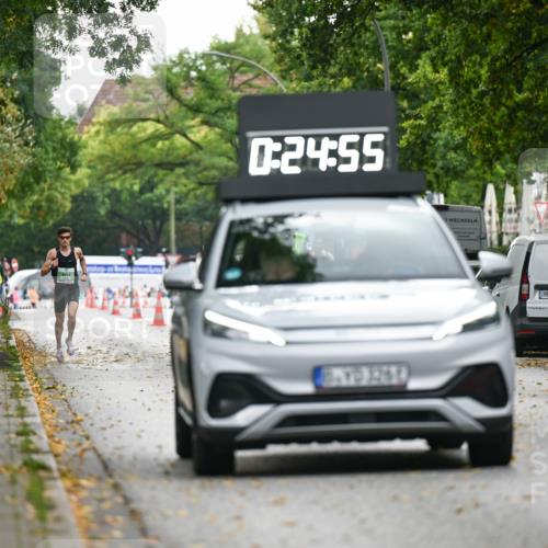 21.09.2025 - PSD Bank Halbmarathon Dr. Thomas Lammeyer http://msf.ph/oto/8916087 21.09.2025 10:24:33 Laufen 0, 24, 55, 2260 meine-sportfotos.de