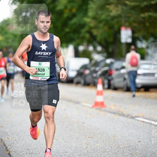 21.09.2025 - PSD Bank Halbmarathon Dr. Thomas Lammeyer http://msf.ph/oto/8916394 21.09.2025 10:28:47 Laufen 828 meine-sportfotos.de