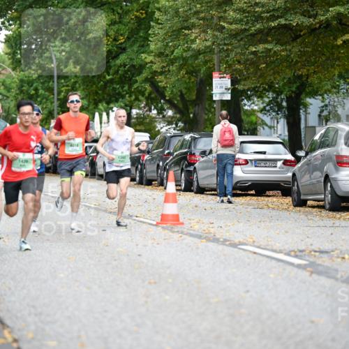 21.09.2025 - PSD Bank Halbmarathon Dr. Thomas Lammeyer http://msf.ph/oto/8916402 21.09.2025 10:28:49 Laufen 1439, 4018, 21, 09, 25, 1392, 2195 meine-sportfotos.de