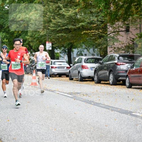 21.09.2025 - PSD Bank Halbmarathon Dr. Thomas Lammeyer http://msf.ph/oto/8916413 21.09.2025 10:28:51 Laufen 1843, 1392, 1439, 1358, 4915 meine-sportfotos.de