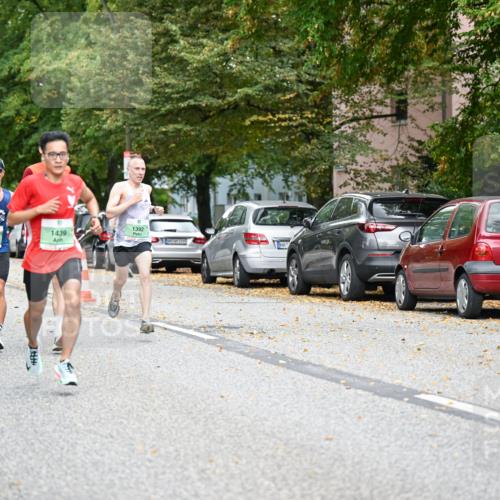 21.09.2025 - PSD Bank Halbmarathon Dr. Thomas Lammeyer http://msf.ph/oto/8916414 21.09.2025 10:28:51 Laufen 1843, 1358, 1439, 1392, 4915 meine-sportfotos.de