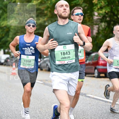 21.09.2025 - PSD Bank Halbmarathon Dr. Thomas Lammeyer http://msf.ph/oto/8916424 21.09.2025 10:28:54 Laufen 1843, 18, 1358, 1392 meine-sportfotos.de