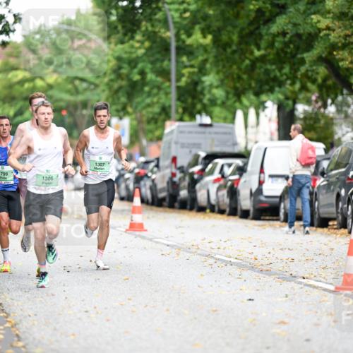 21.09.2025 - PSD Bank Halbmarathon Dr. Thomas Lammeyer http://msf.ph/oto/8916439 21.09.2025 10:29:06 Laufen 1455, 1799, 1306, 1307, 21 meine-sportfotos.de