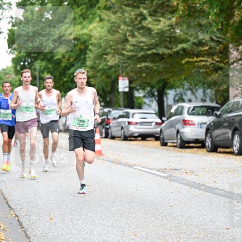 21.09.2025 - PSD Bank Halbmarathon Dr. Thomas Lammeyer http://msf.ph/oto/8916458 21.09.2025 10:29:09 Laufen 1833, 1307, 1799, 1306 meine-sportfotos.de