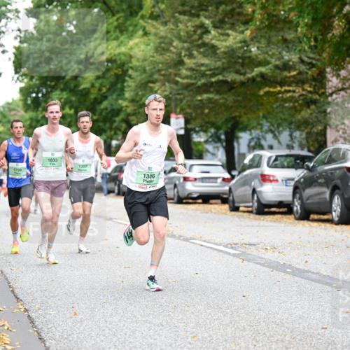 21.09.2025 - PSD Bank Halbmarathon Dr. Thomas Lammeyer http://msf.ph/oto/8916459 21.09.2025 10:29:10 Laufen 1833, 1307, 1799, 1306 meine-sportfotos.de