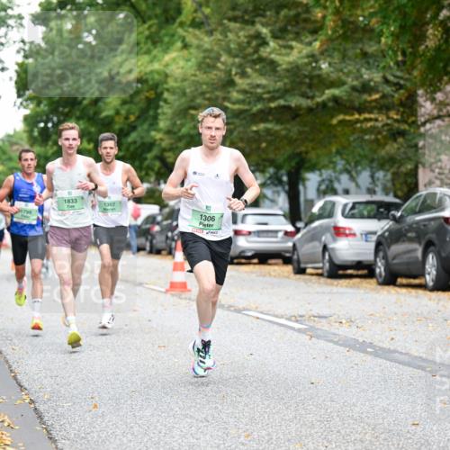 21.09.2025 - PSD Bank Halbmarathon Dr. Thomas Lammeyer http://msf.ph/oto/8916460 21.09.2025 10:29:10 Laufen 1799, 1833, 1307, 1306 meine-sportfotos.de