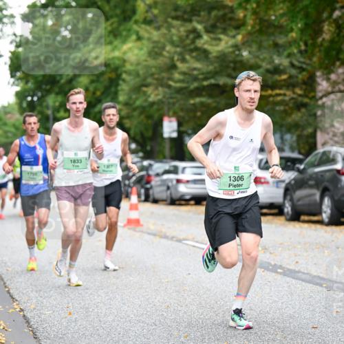 21.09.2025 - PSD Bank Halbmarathon Dr. Thomas Lammeyer http://msf.ph/oto/8916463 21.09.2025 10:29:10 Laufen 1799, 1833, 1307, 1306 meine-sportfotos.de