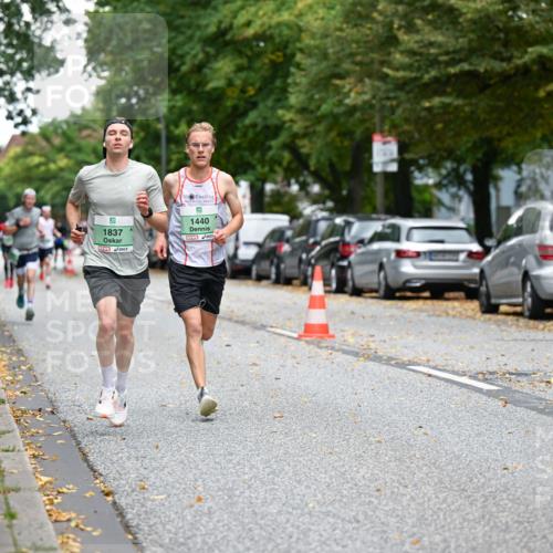 21.09.2025 - PSD Bank Halbmarathon Dr. Thomas Lammeyer http://msf.ph/oto/8916523 21.09.2025 10:29:28 Laufen 1837, 1440 meine-sportfotos.de