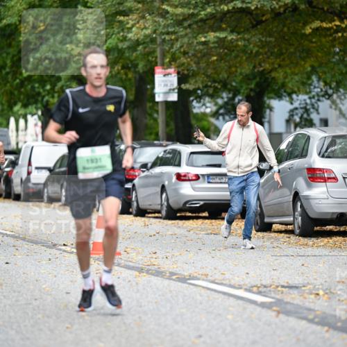 21.09.2025 - PSD Bank Halbmarathon Dr. Thomas Lammeyer http://msf.ph/oto/8916641 21.09.2025 10:30:23 Laufen 777, 1531 meine-sportfotos.de