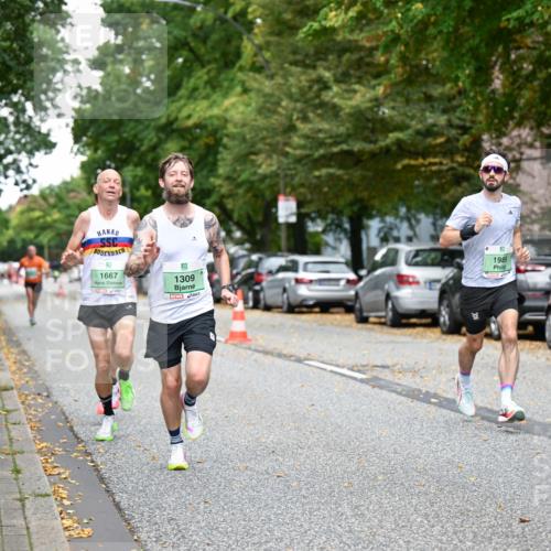 21.09.2025 - PSD Bank Halbmarathon Dr. Thomas Lammeyer http://msf.ph/oto/8916778 21.09.2025 10:30:57 Laufen 1667, 1309, 1989 meine-sportfotos.de