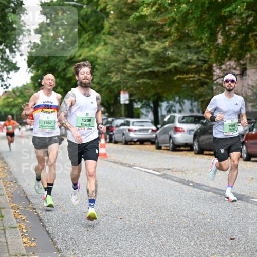 21.09.2025 - PSD Bank Halbmarathon Dr. Thomas Lammeyer http://msf.ph/oto/8916779 21.09.2025 10:30:57 Laufen 1667, 1309, 1989 meine-sportfotos.de