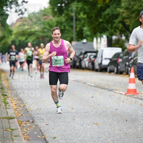 21.09.2025 - PSD Bank Halbmarathon Dr. Thomas Lammeyer http://msf.ph/oto/8916863 21.09.2025 10:31:33 Laufen 3913, 1838 meine-sportfotos.de